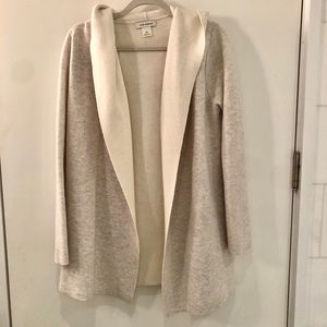 Club Monaco Grey & White Medium Length Cardigan